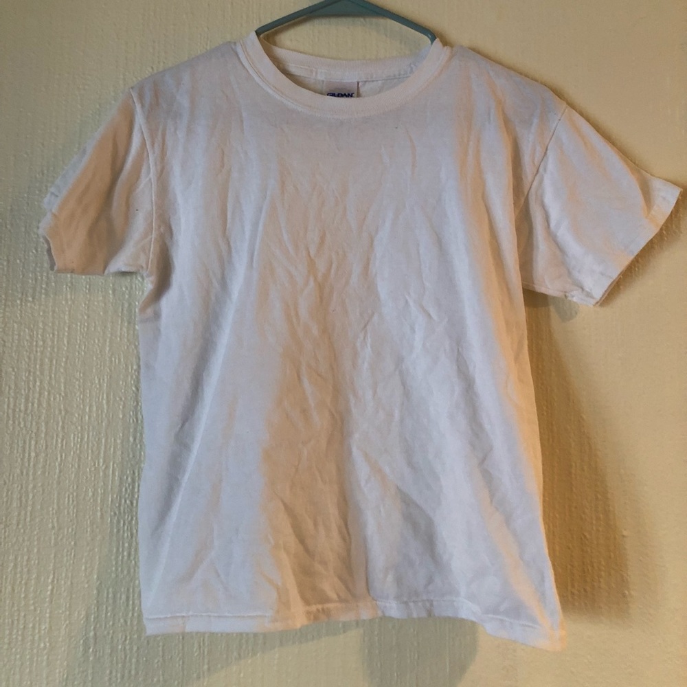 White crop top